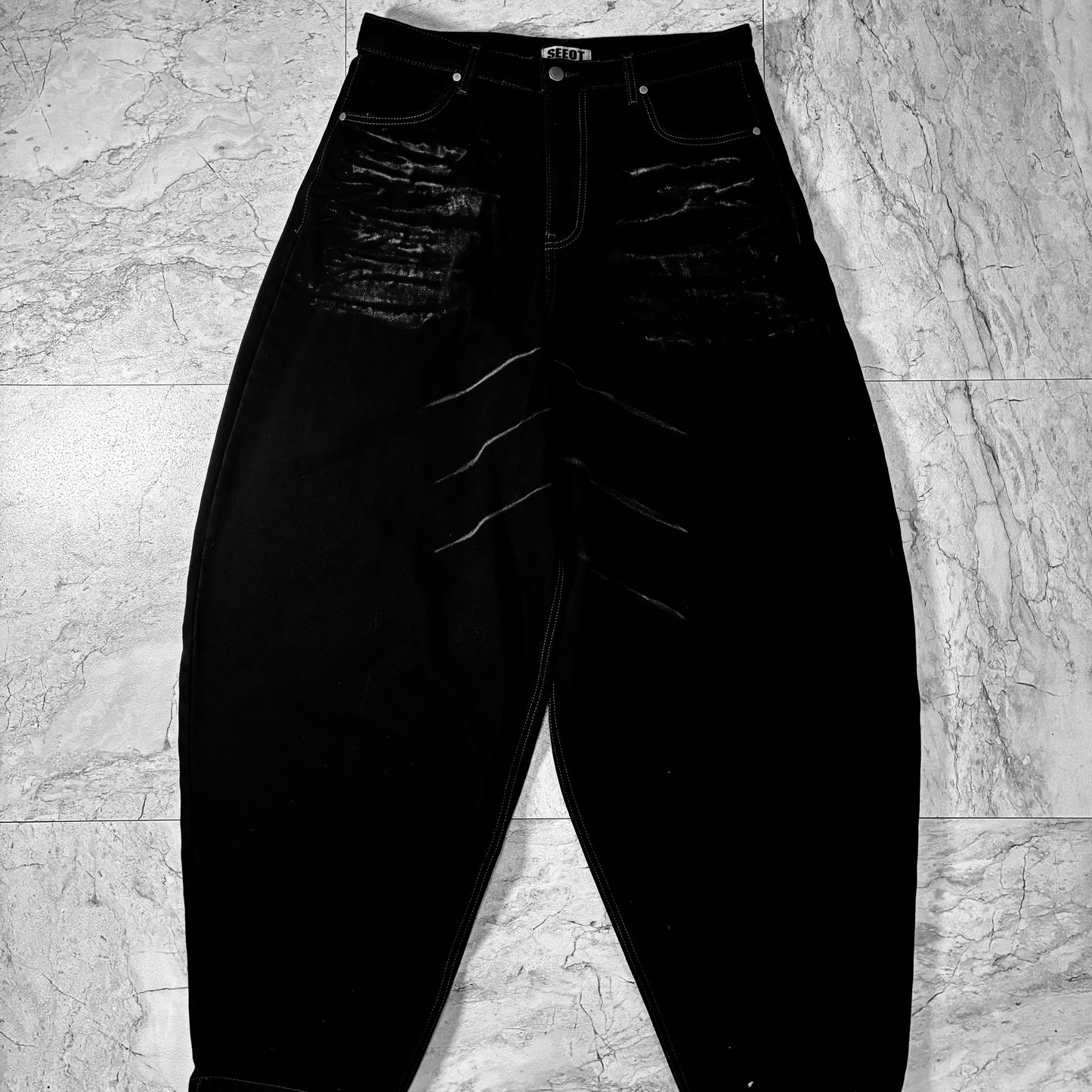 "ECLIPSE" 3D-Texture Scratched Balloon Denim Pants